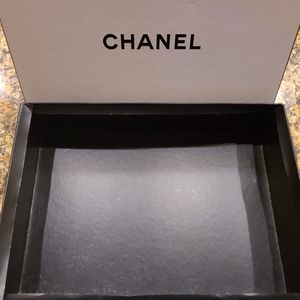 Chanel Box